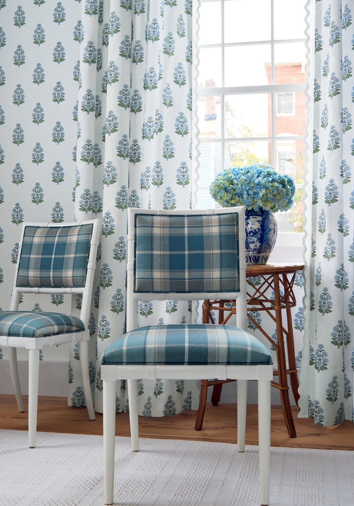 Thibaut Audrey wallpaper - Boxwood Collection