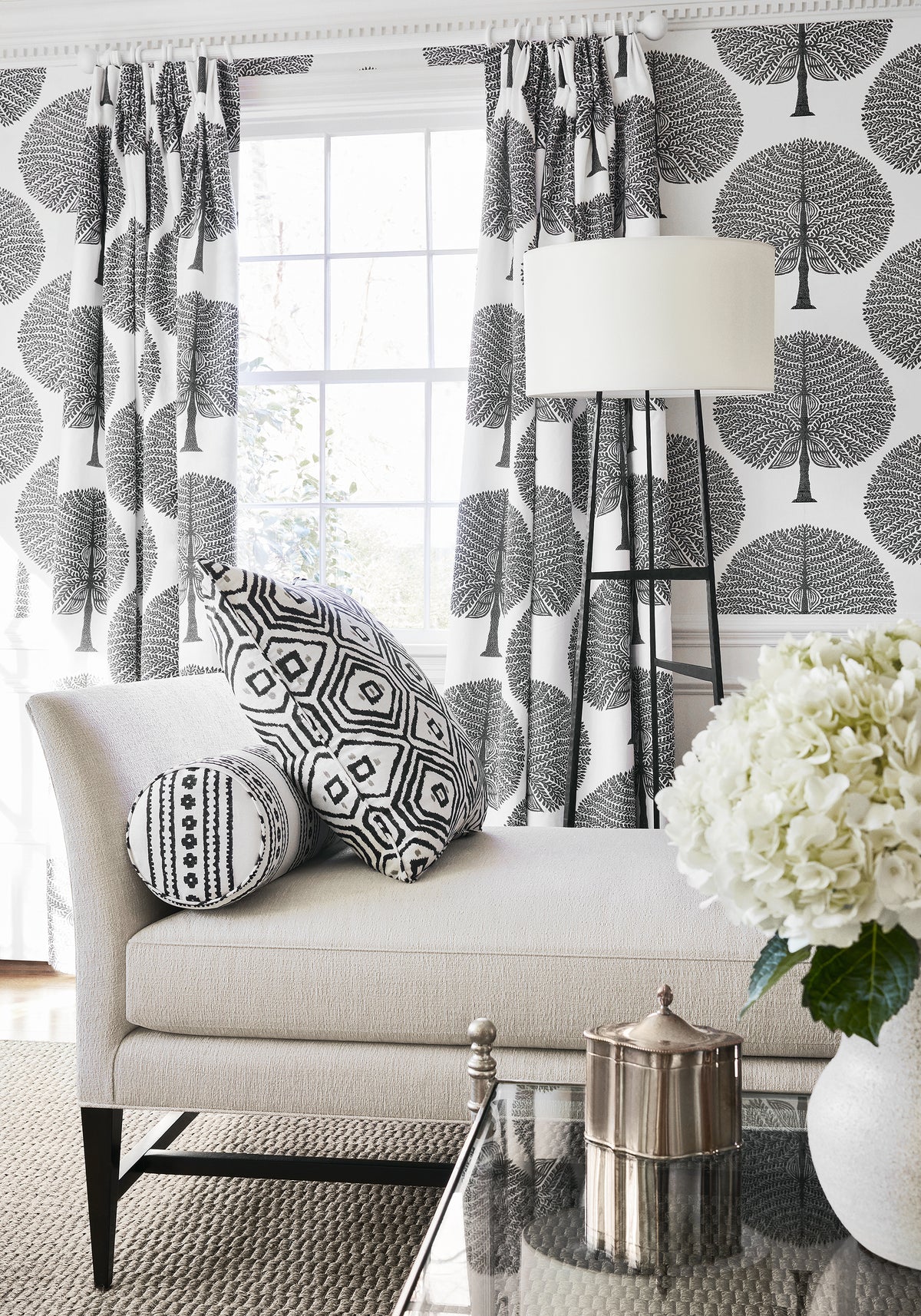 Ceylon Mulberry Tree wallpaper room scene