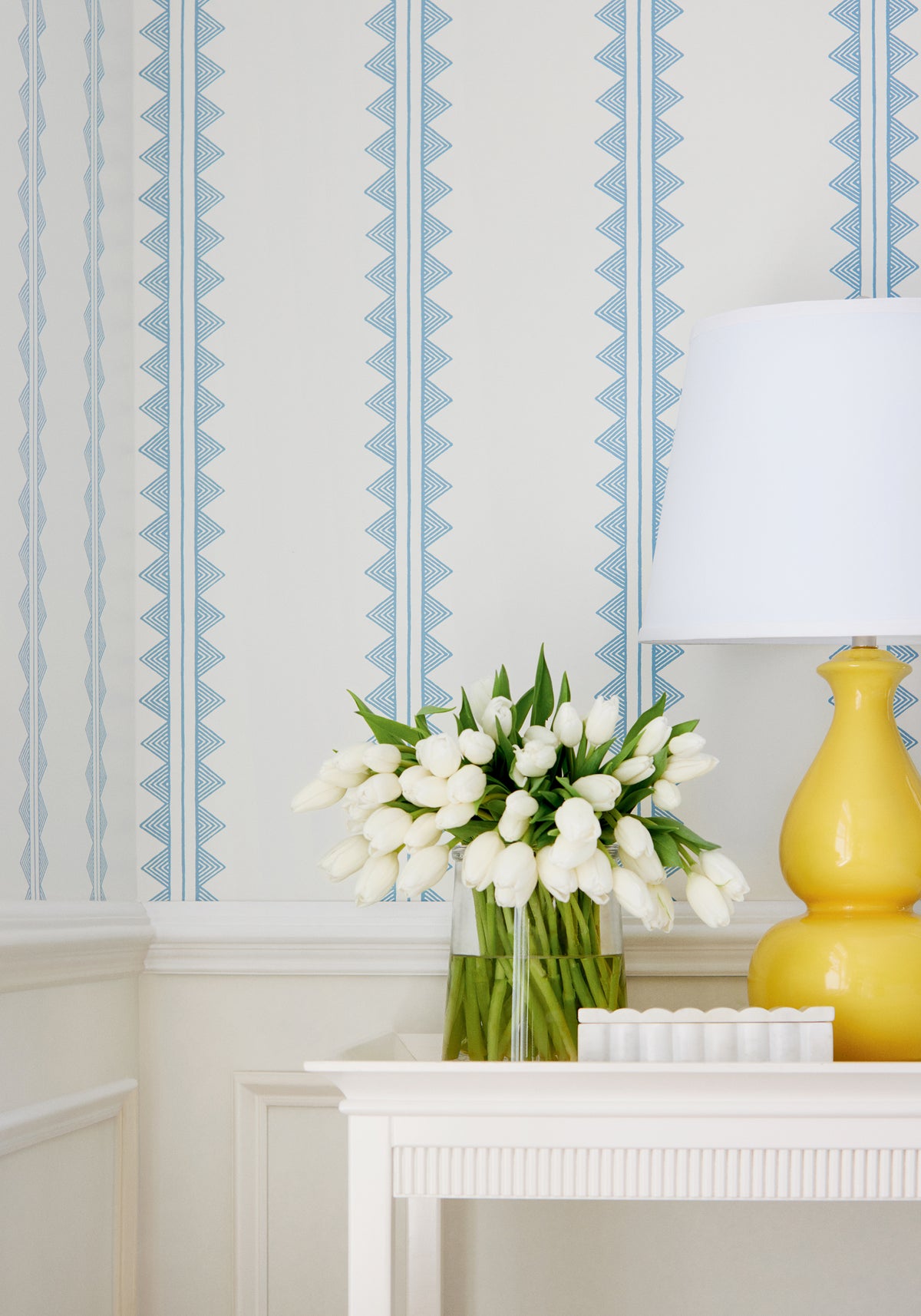 Thibaut Agave Stripe wallpaper - Kismet room setting