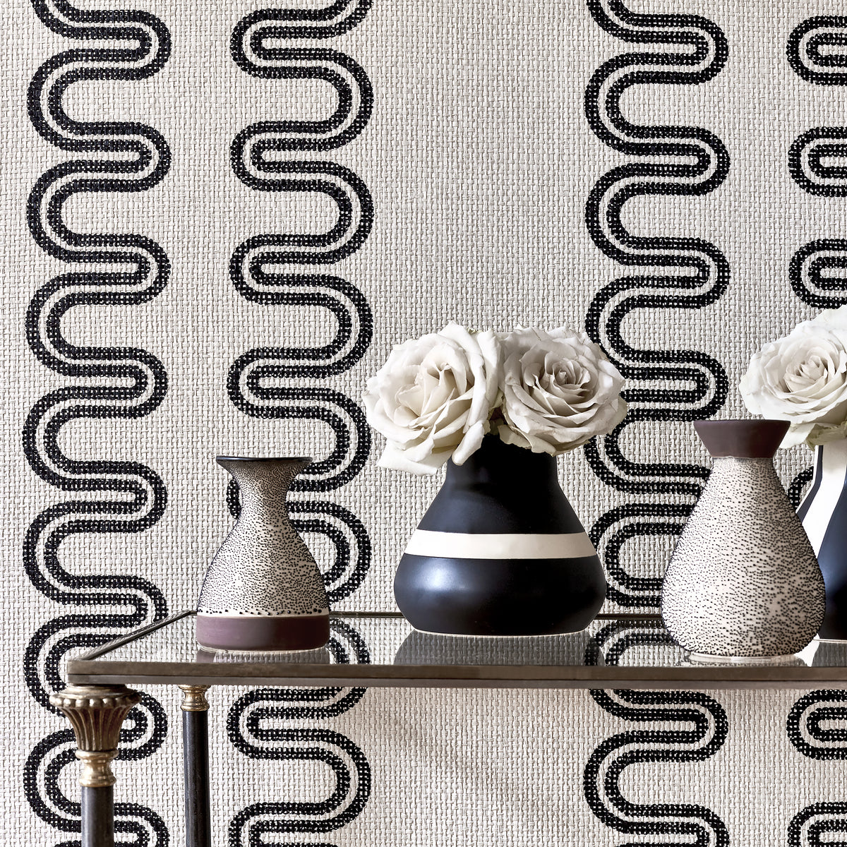 Anna French Herriot Way wallpaper - Savoy collection room setting