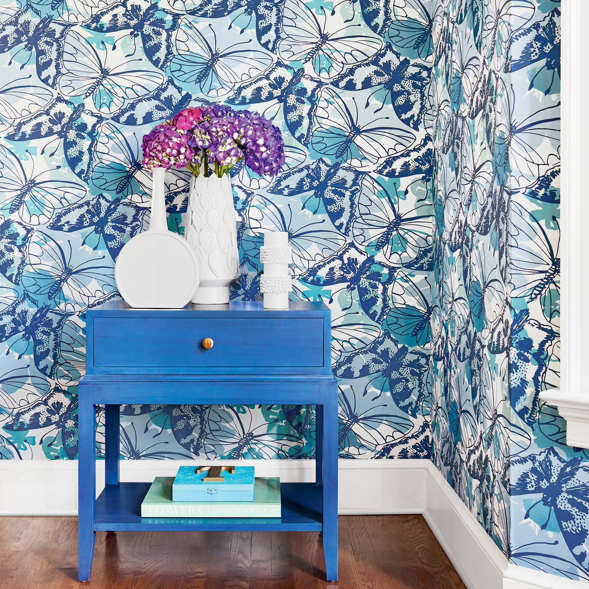 Anna French Paxton wallpaper - Willow Tree collection room setting