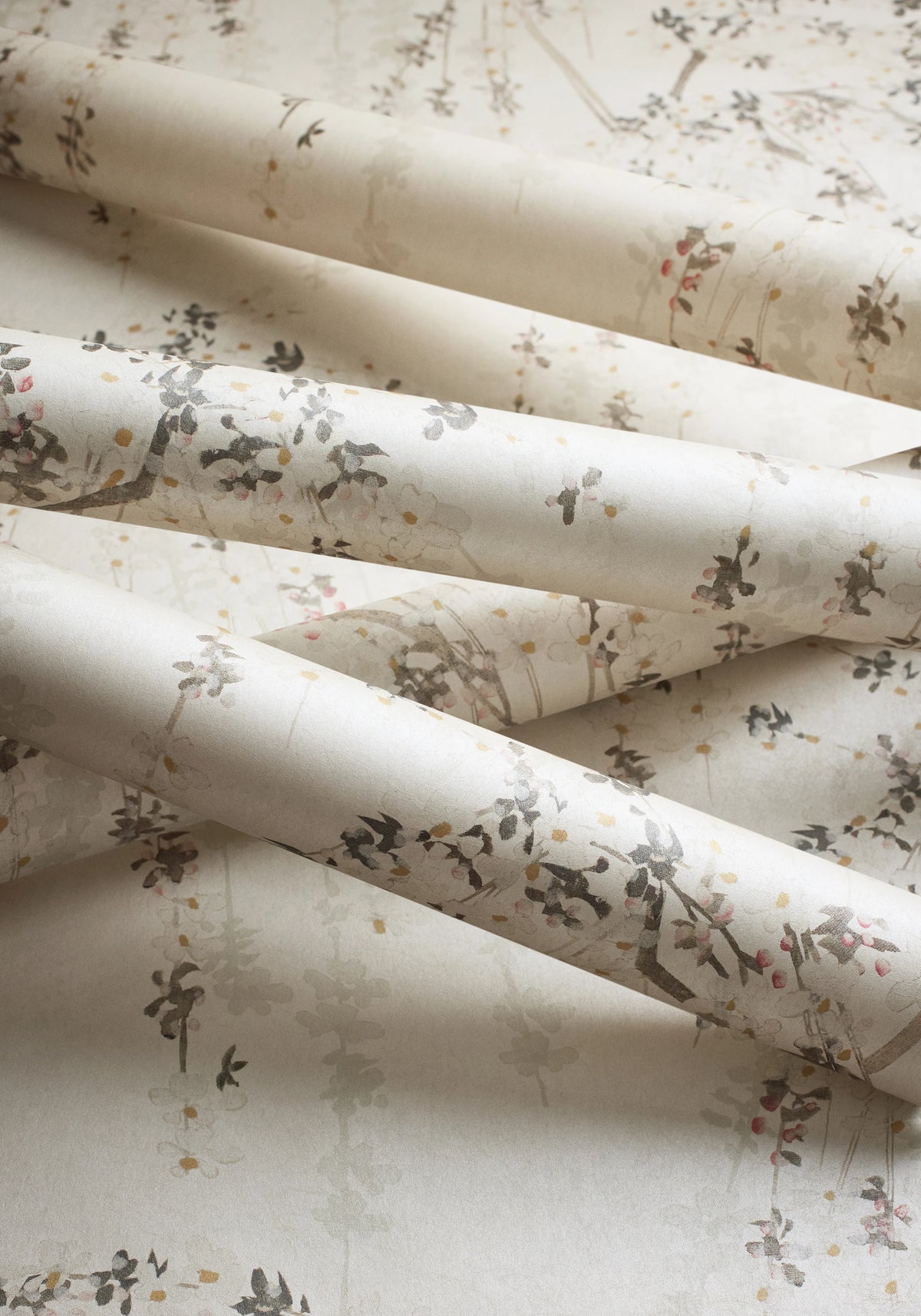 Thibaut Weeping Blossom wallpaper - Yutori Collection