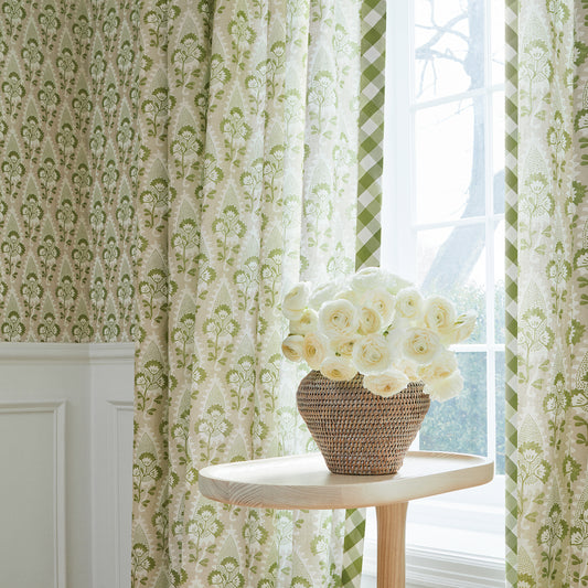 Anna French Cornwall wallpaper - Antilles collection room setting