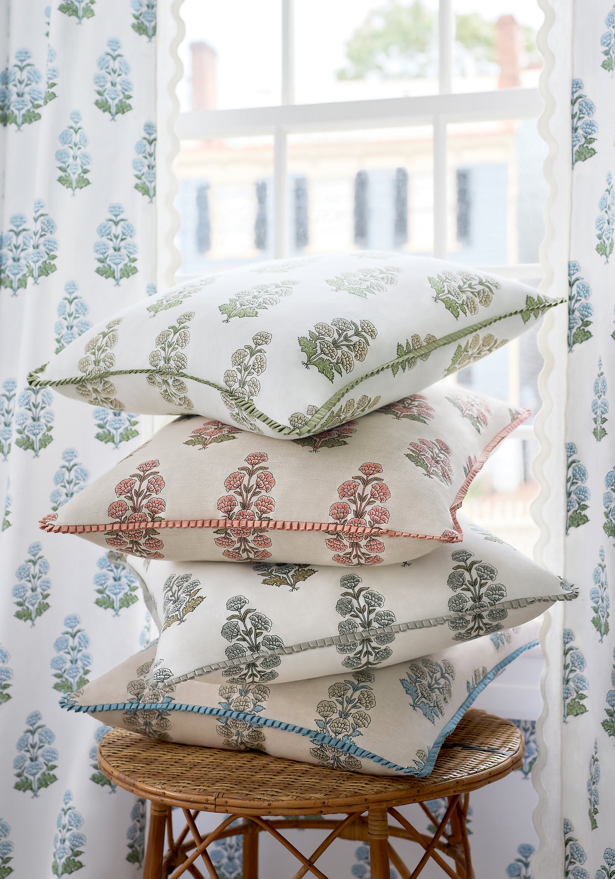 Thibaut Audrey wallpaper - Boxwood Collection