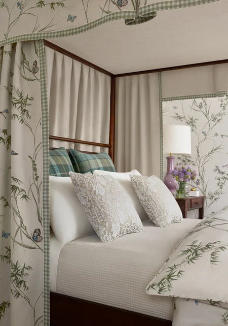 VIRGINIA Wallpaper by Thibaut, Boxwood Collection in Double Rolls