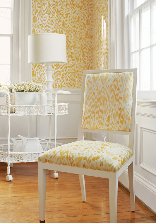 Thibaut Carlotta wallpaper - Dynasty room setting