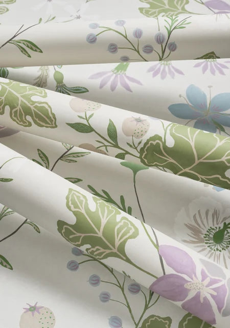 Thibaut - BLOOM Wallpaper - Fairhaven Collection