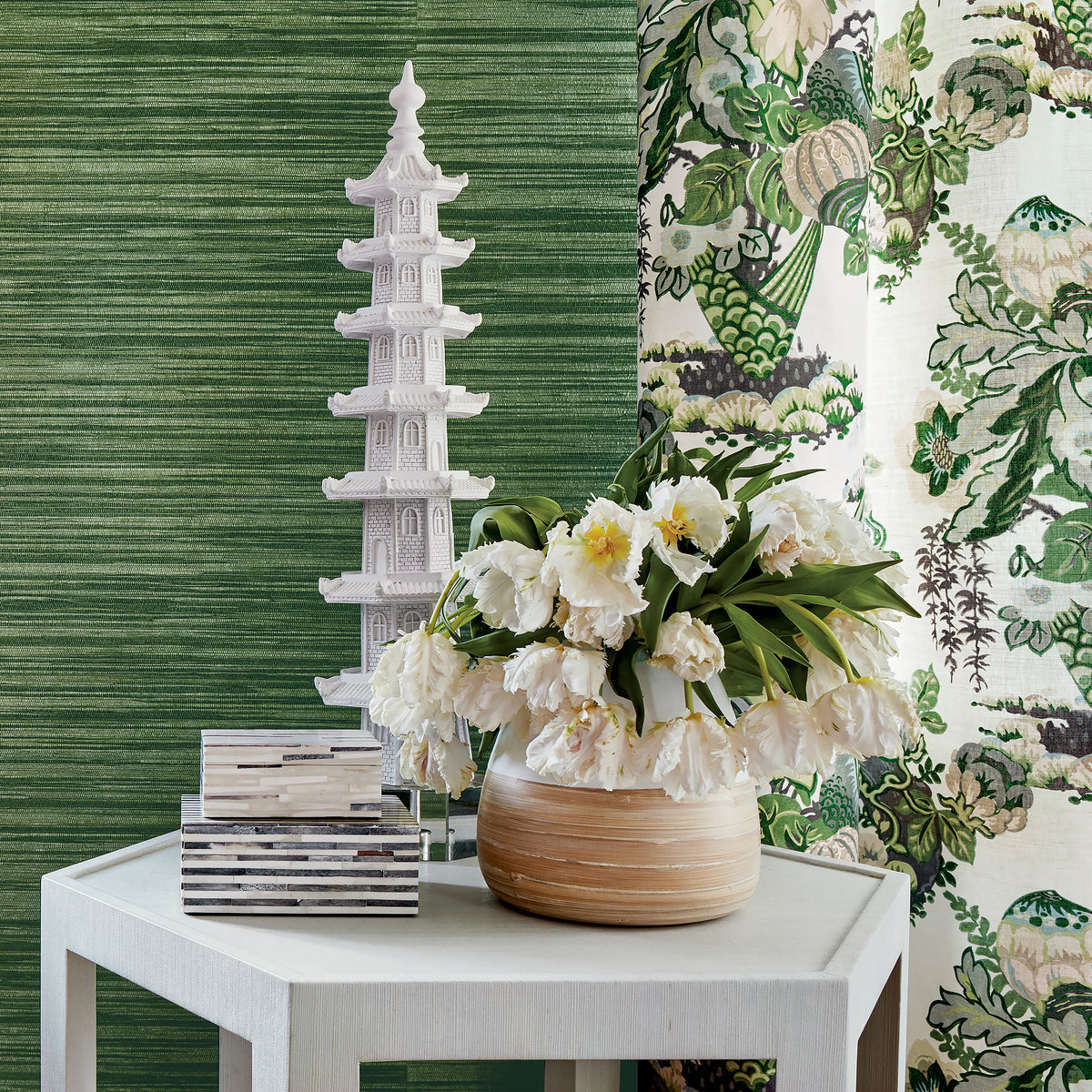 Anna French Gaya wallpaper - Savoy collection room setting