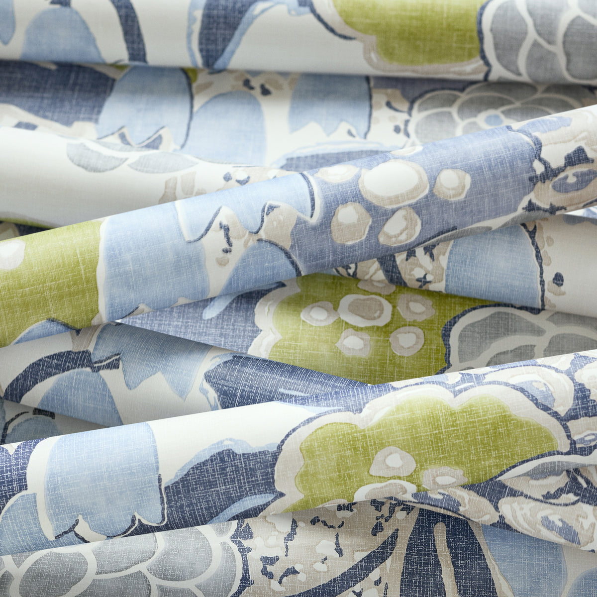 Anna French Laura wallpaper - Willow Tree collection